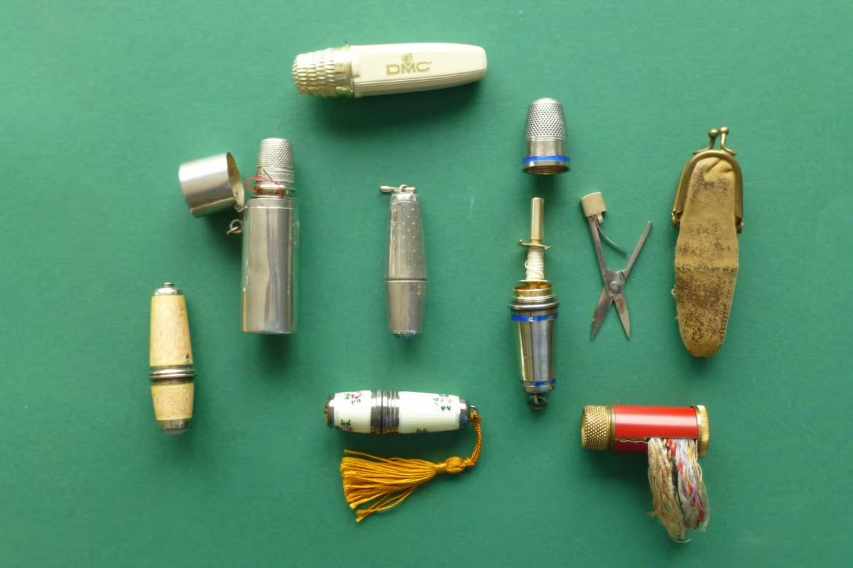 naainecessaire ofwel reisnecessaire
