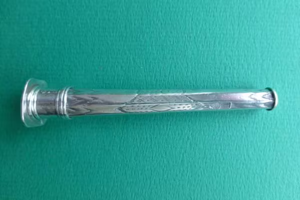 Zilveren koker voor naalden van zilversmid Boekwijt in Blog Zilver.nl