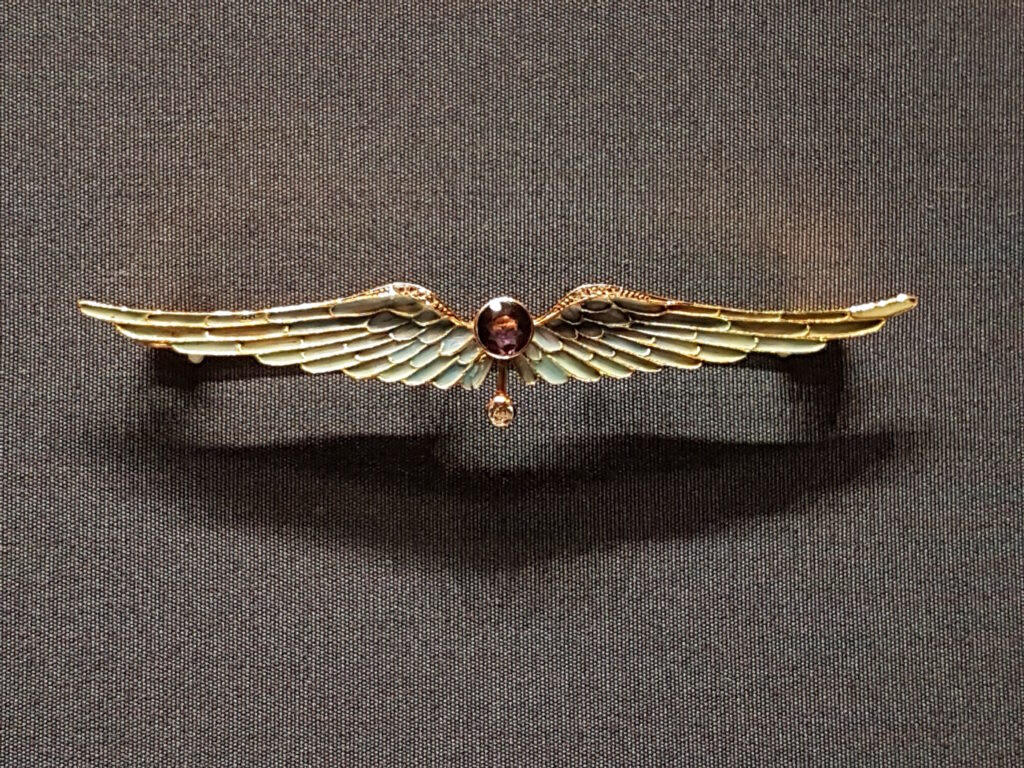 Art Nouveau broch vleugels