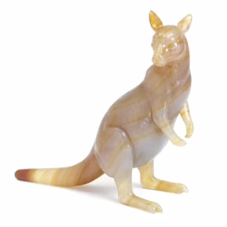 Kangaroo van hardsteen Carl Fabergé rond 1910 Blog Zilver.nl