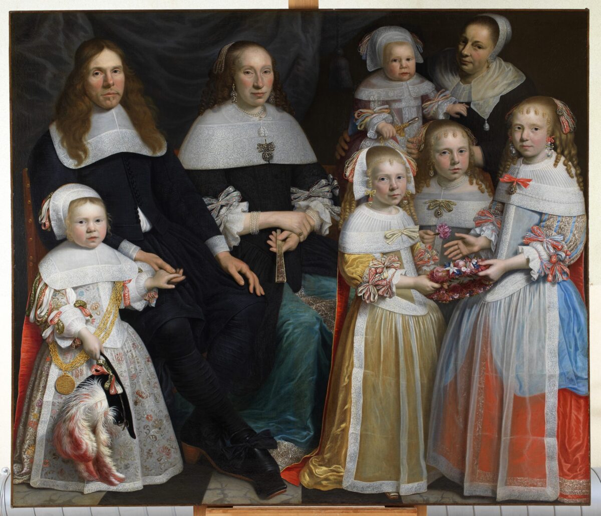 17e eeuws portret met vele strikjes en strikbroches Blog Zilver.nl