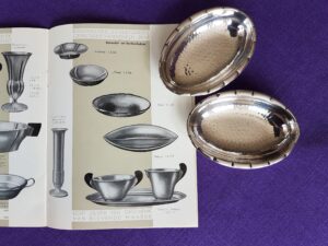 Zilveren amandelbakjes in een oude verkoopcatalogus Blog Zilver.nl