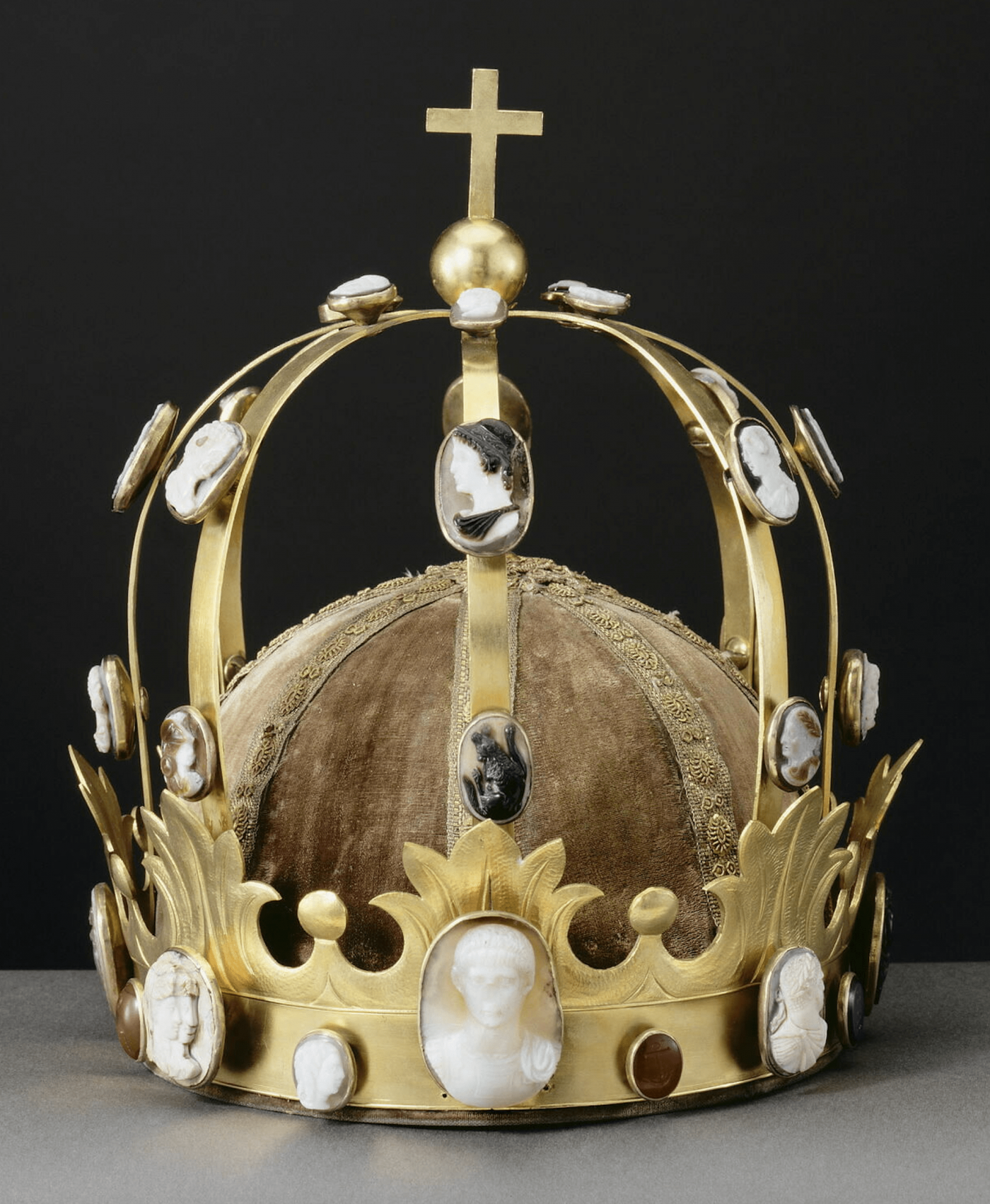 kroon van Napoleon met cameeen Blog Zilver.nl
