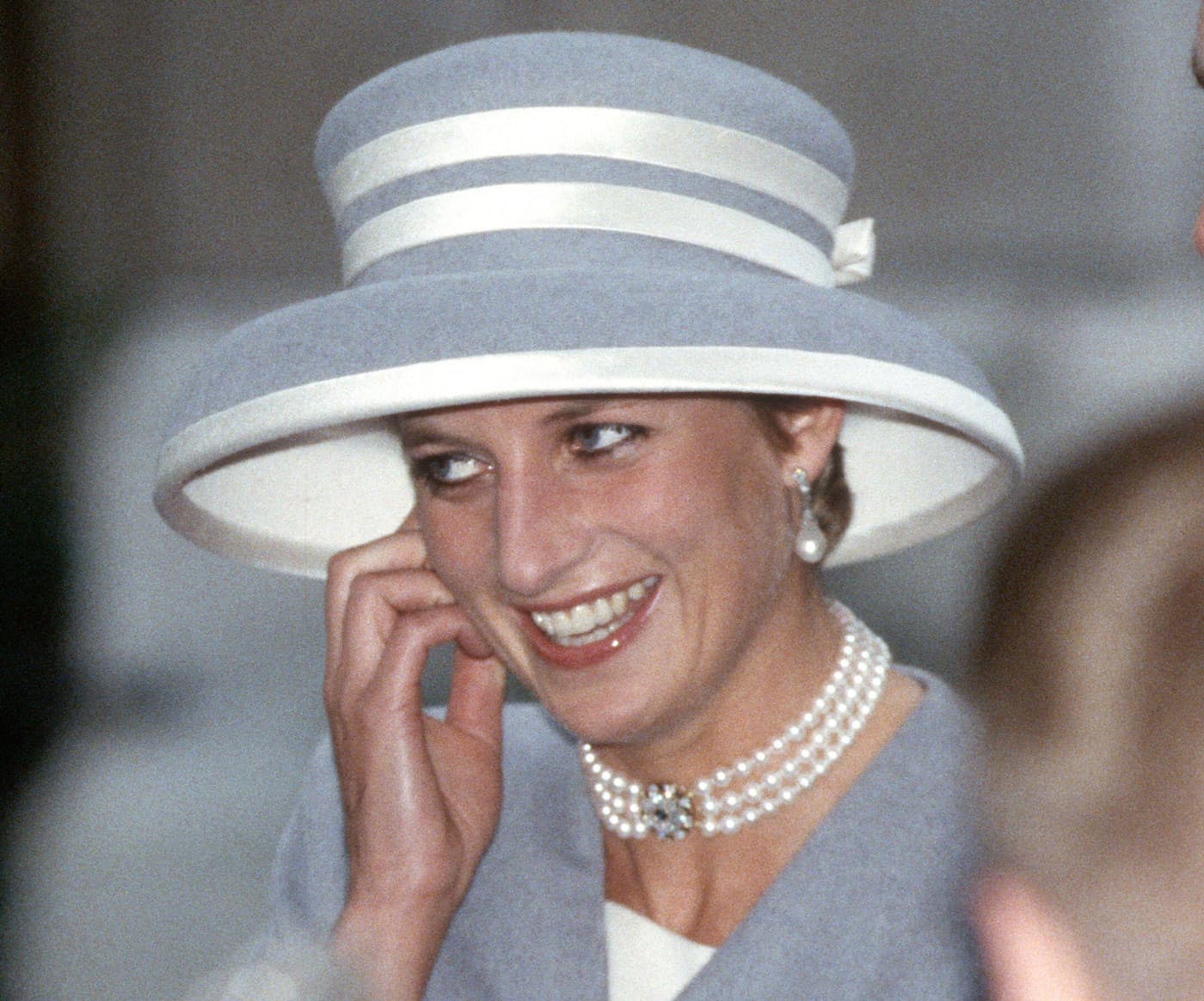 Lady Diana met een dog collar collier Blog Zilver.nl