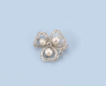 Witgouden broche klavertje drie parels diamanten Blog Zilver.nl