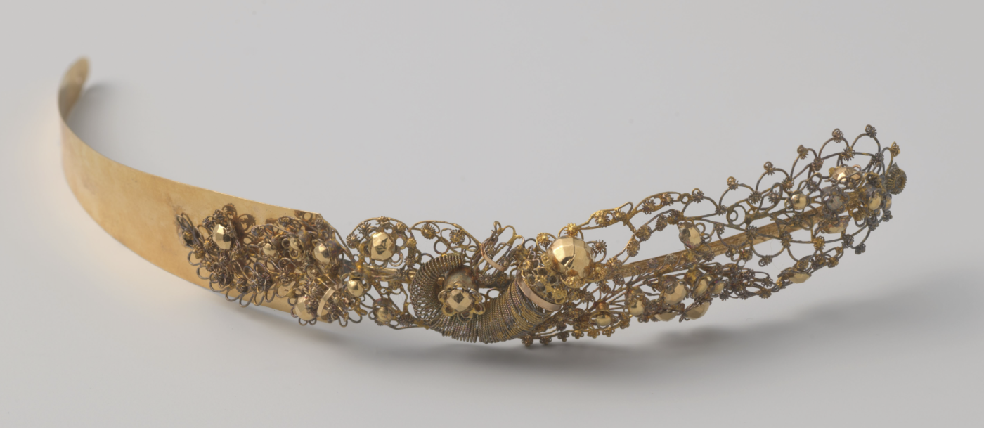 Antieke gouden voorhoofdsnaald, Collectie Rijksmuseum